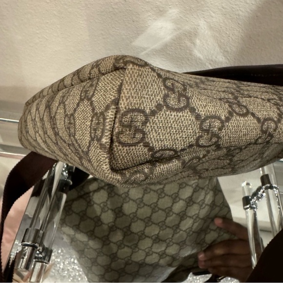 GUCCI GG SUPREME MESSENGER BAG/CROSSBODY WITH DUST BAG!!!! - Picture 11 of 11